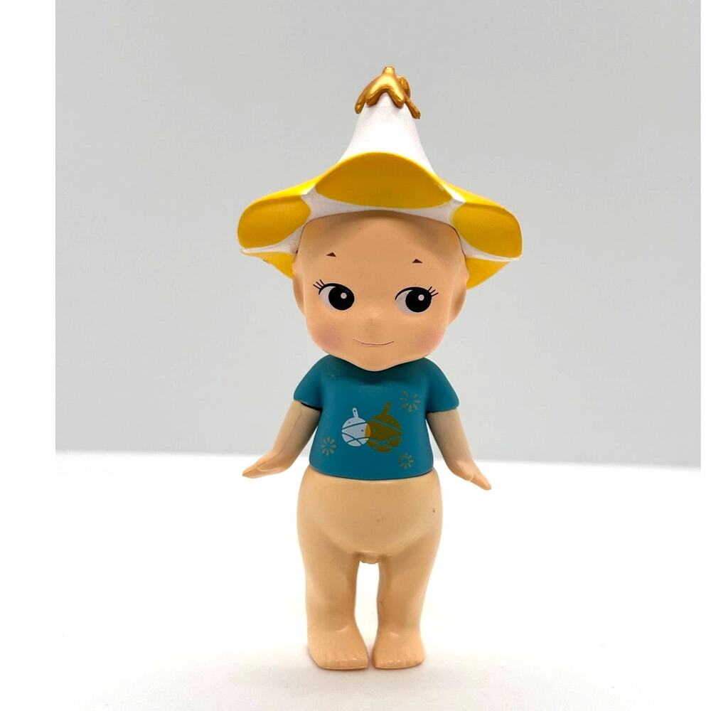 New Unbranded Kewpie/Angel Collectible Mini Figure, Yellow Flower, Open Box